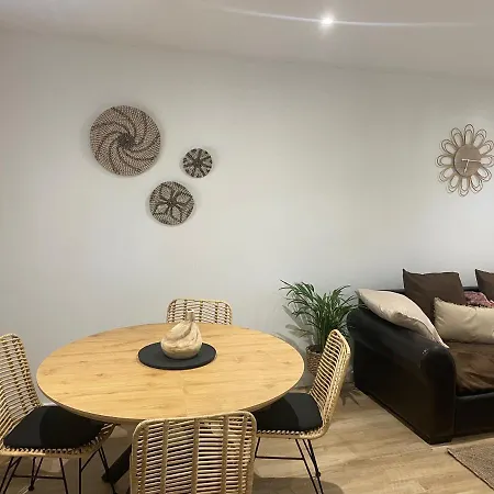 T3 refait à neuf Apartamento Fleurance Exterior foto